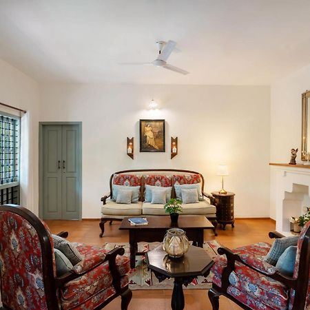 Stayvista At Catherine Cottage With Heater & Board Game Munnar Bagian luar foto