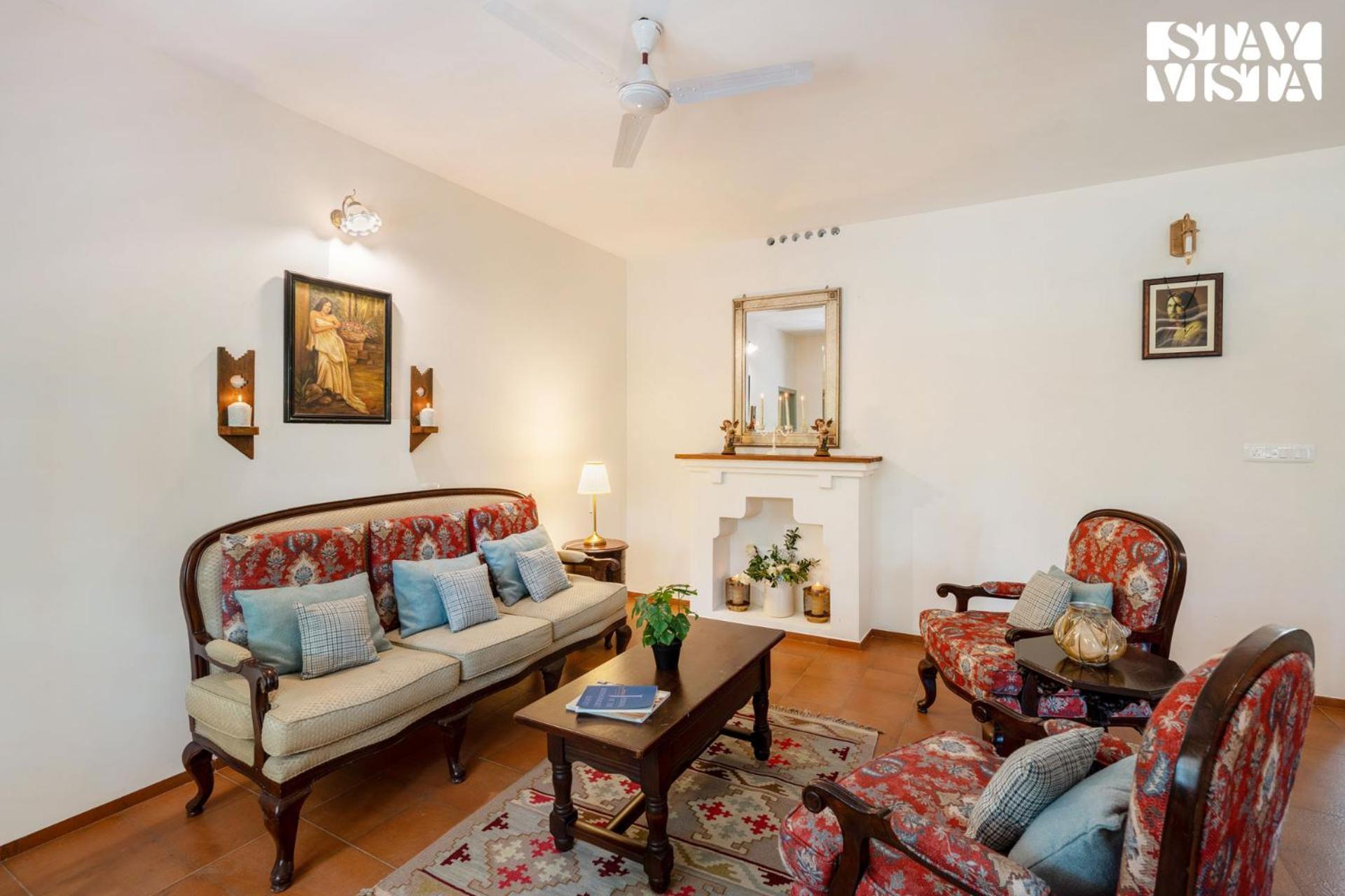 Stayvista At Catherine Cottage With Heater & Board Game Munnar Bagian luar foto